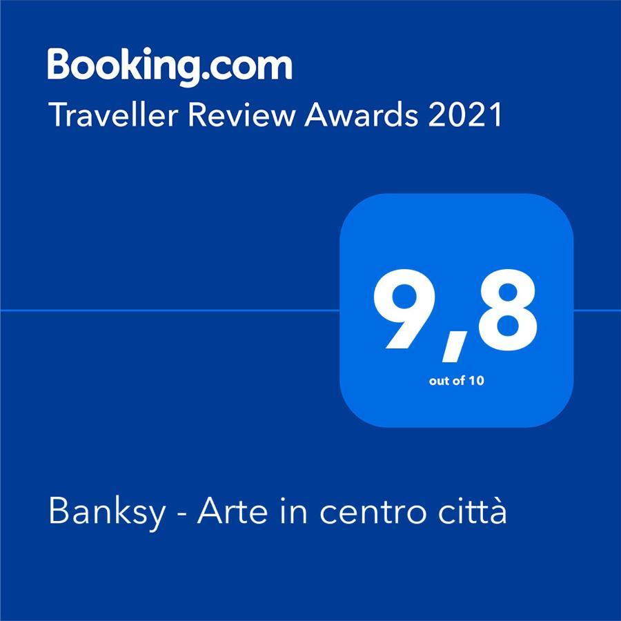 Banksy - Arte In Centro Citta Apartment Parma Bagian luar foto